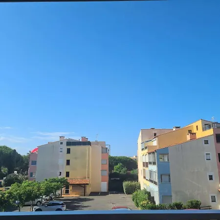 Cap D'agde, 2 Pieces, 4 Personnes - Fr-1-249-379 *