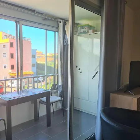 Cap D'agde, 2 Pieces, 4 Personnes - Fr-1-249-379 Apartment Agde