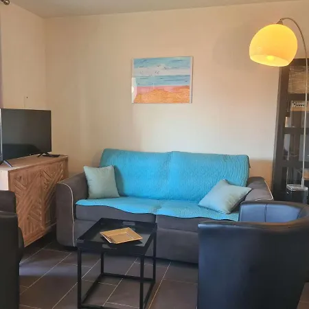 Cap D'agde, 2 Pieces, 4 Personnes - Fr-1-249-379 Apartment